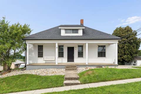 Photo of 29 S West Street, Thornville, OH 43076 (MLS # 226031775)