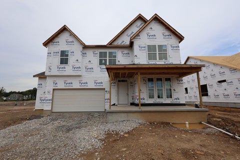 Photo of 534 Creekside Loop S, Pataskala, OH 43062 (MLS # 226035001)