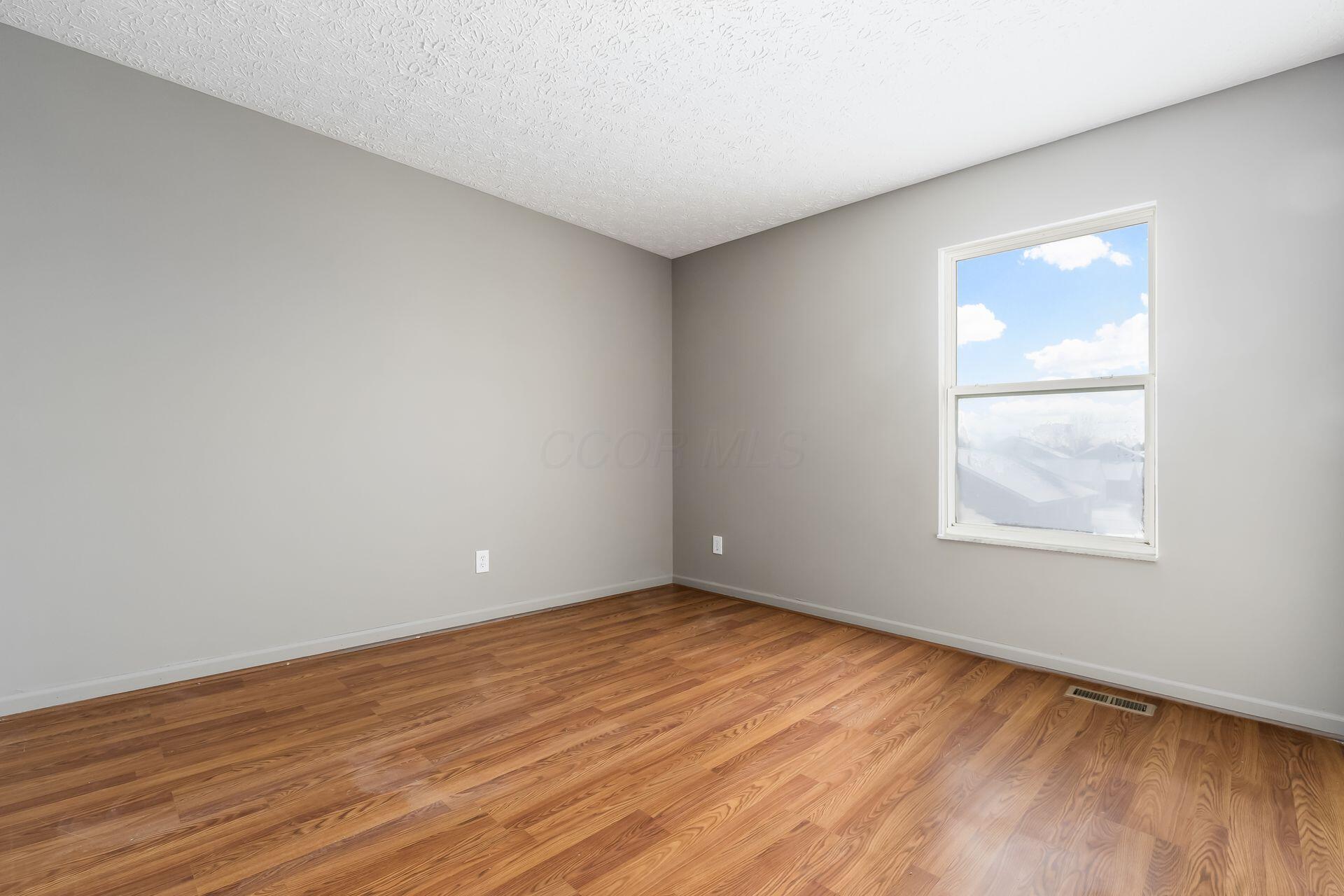 3919 Rosette Drive, Grove City, Ohio image 27