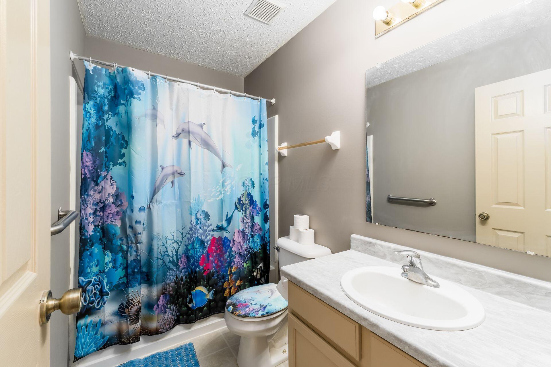 3919 Rosette Drive, Grove City, Ohio image 30