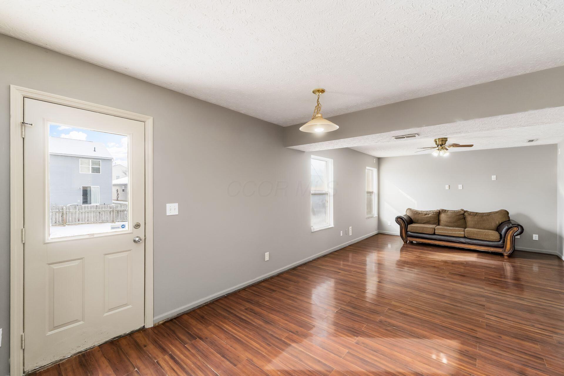 3919 Rosette Drive, Grove City, Ohio image 10
