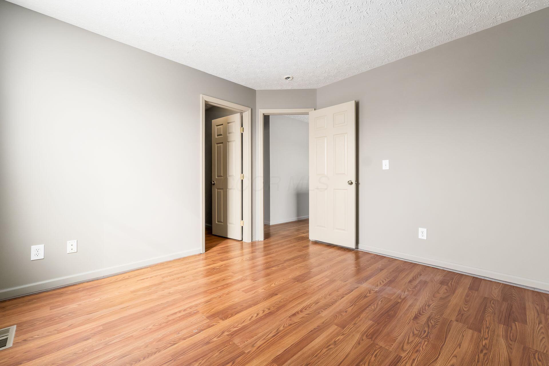 3919 Rosette Drive, Grove City, Ohio image 28