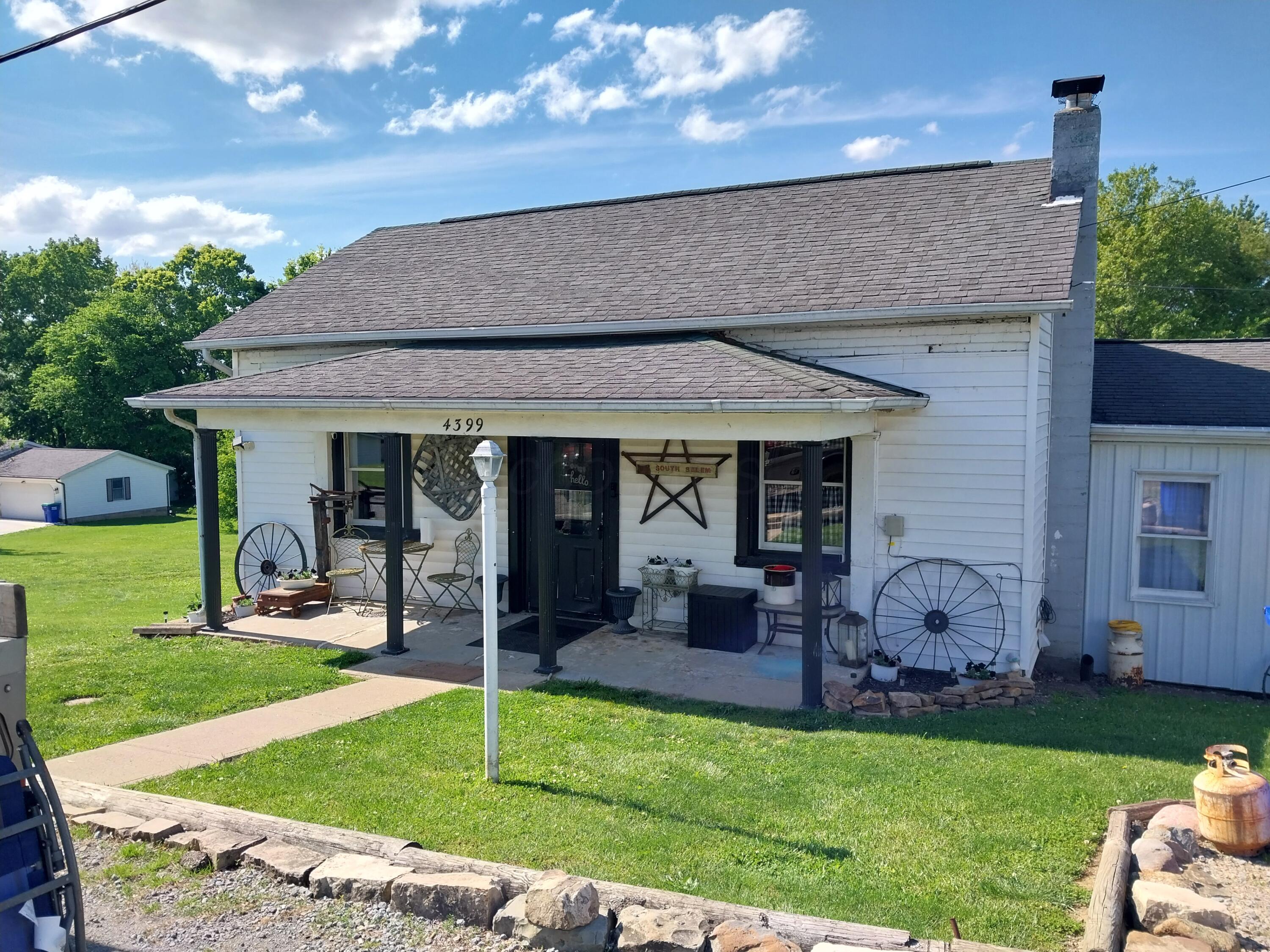 4399 Main Street