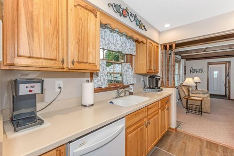 Tiny photo for 1030 Rhoda Lane NE, Lancaster, OH 43130 (MLS # 226022839)