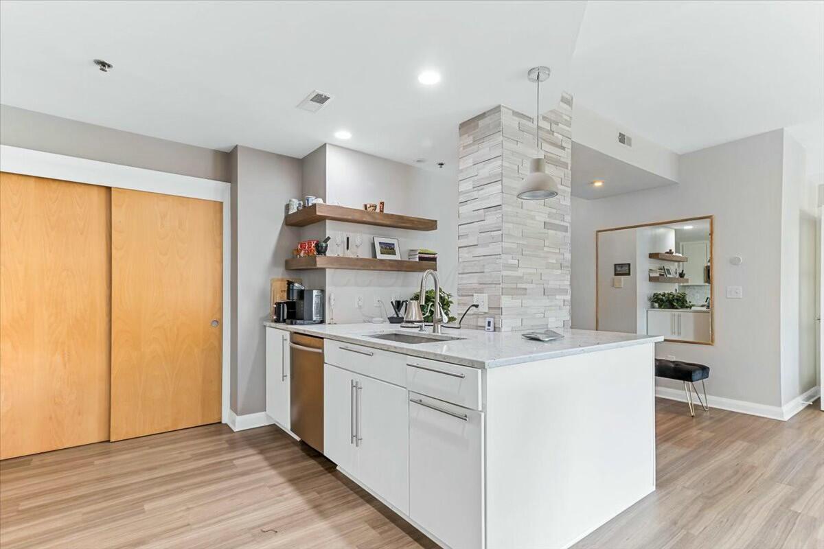 196 S Grant Avenue #307, Columbus, Ohio image 5