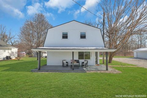 Photo of 5600 Bellview Drive, Grove City, OH 43123 (MLS # 226004320)