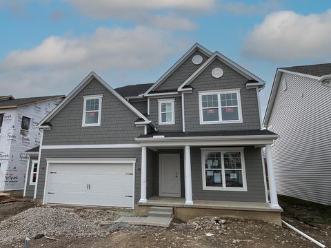 Photo of 189 Mahogany Drive, Lewis Center, OH 43035 (MLS # 225028255)