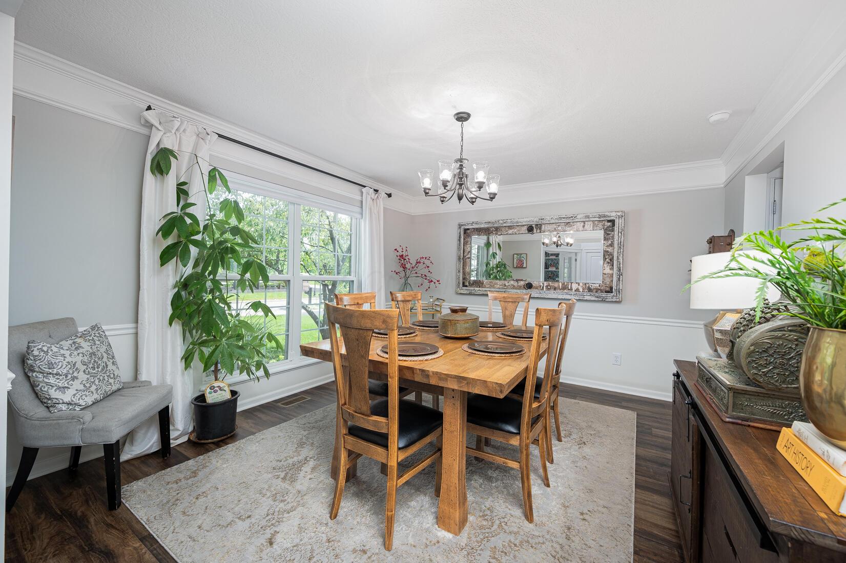1355 Fisher Run Court, Columbus, Ohio image 6