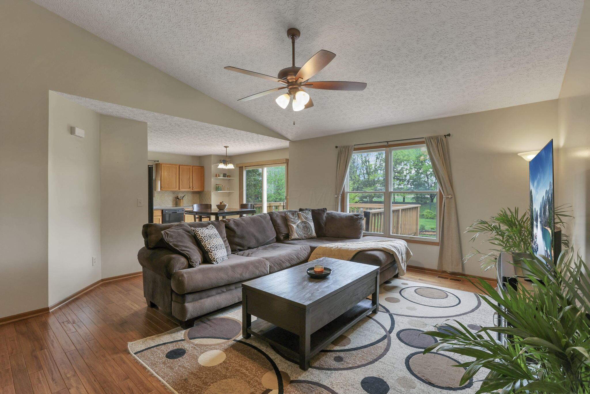4807 Dori Park Drive, Hilliard, Ohio image 14