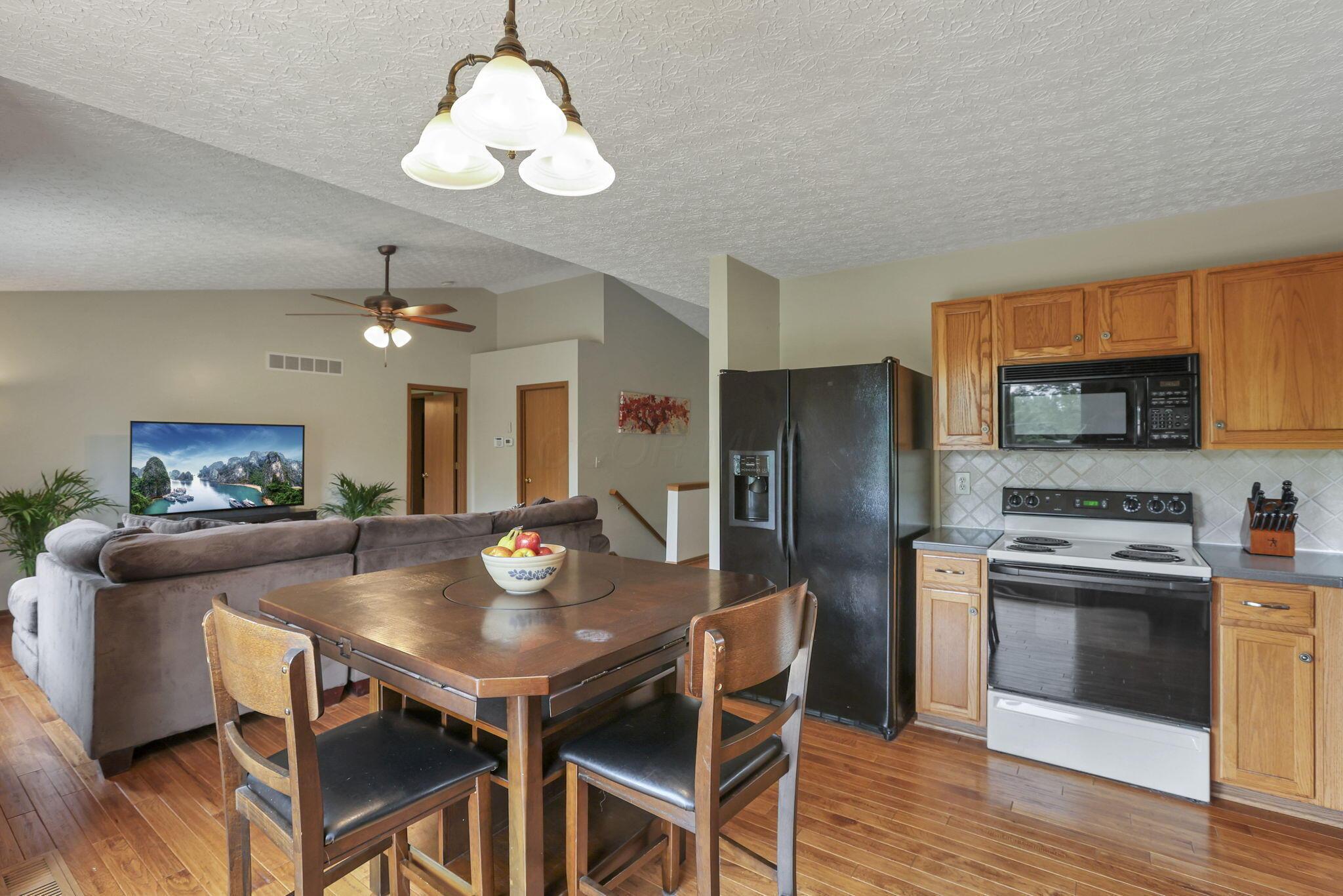4807 Dori Park Drive, Hilliard, Ohio image 19