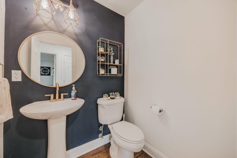 Tiny photo for 236 N Roosevelt Avenue, Bexley, OH 43209 (MLS # 226040079)