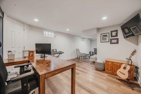 Tiny photo for 236 N Roosevelt Avenue, Bexley, OH 43209 (MLS # 226040079)