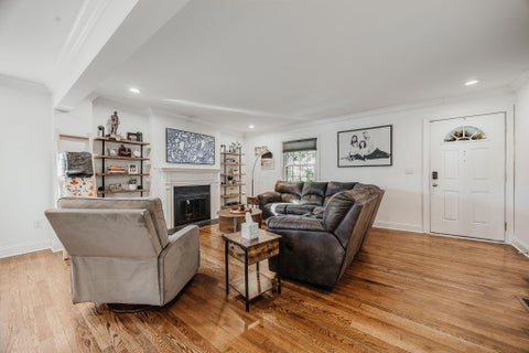 Tiny photo for 236 N Roosevelt Avenue, Bexley, OH 43209 (MLS # 226040079)