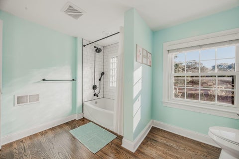 Tiny photo for 236 N Roosevelt Avenue, Bexley, OH 43209 (MLS # 226040079)