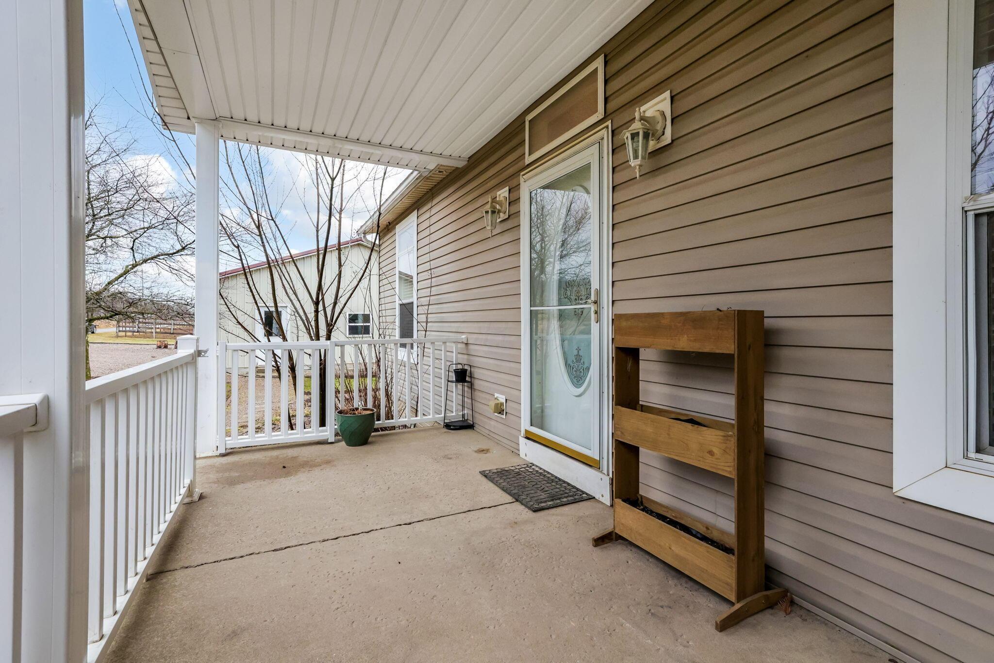 9001 Church Road, Frazeysburg, Ohio image 6