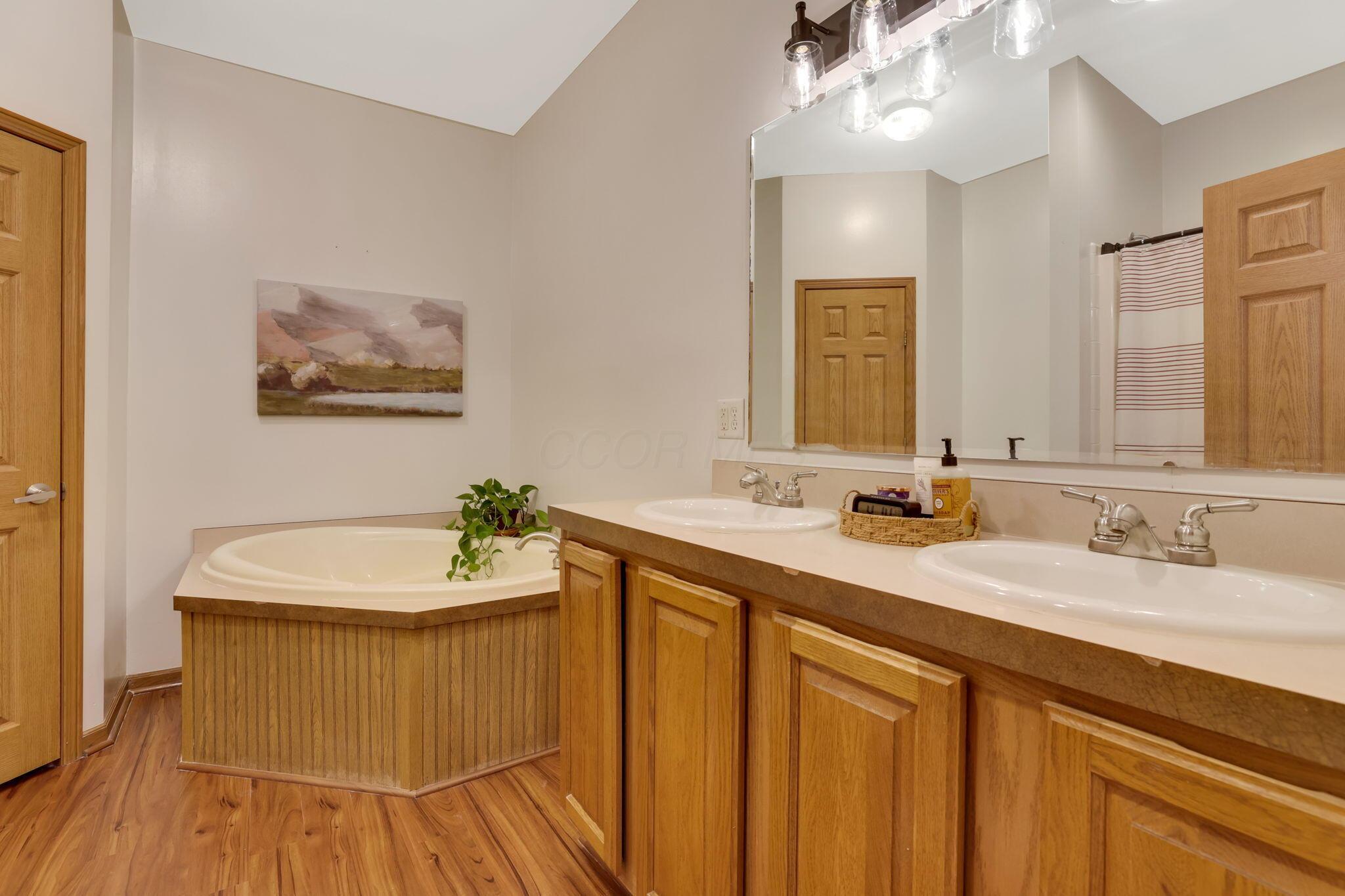 9001 Church Road, Frazeysburg, Ohio image 34
