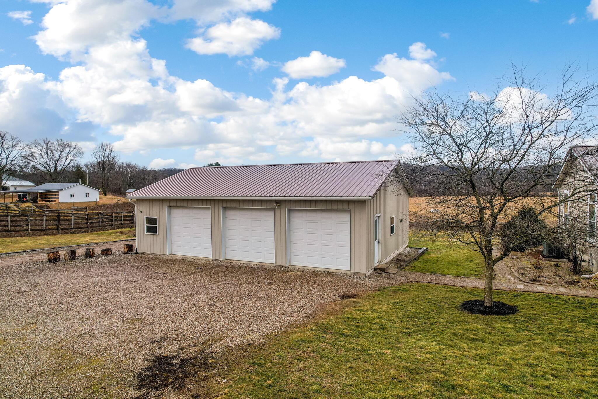 9001 Church Road, Frazeysburg, Ohio image 48