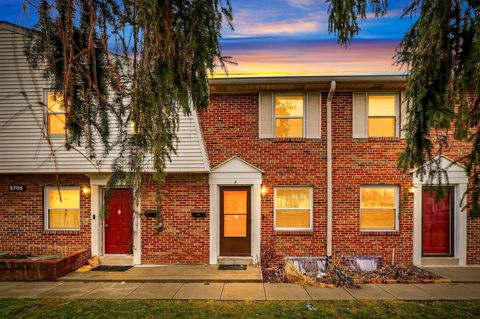 Photo of 5705 Tamarack Boulevard W F #F, Columbus, OH 43229 (MLS # 226006472)