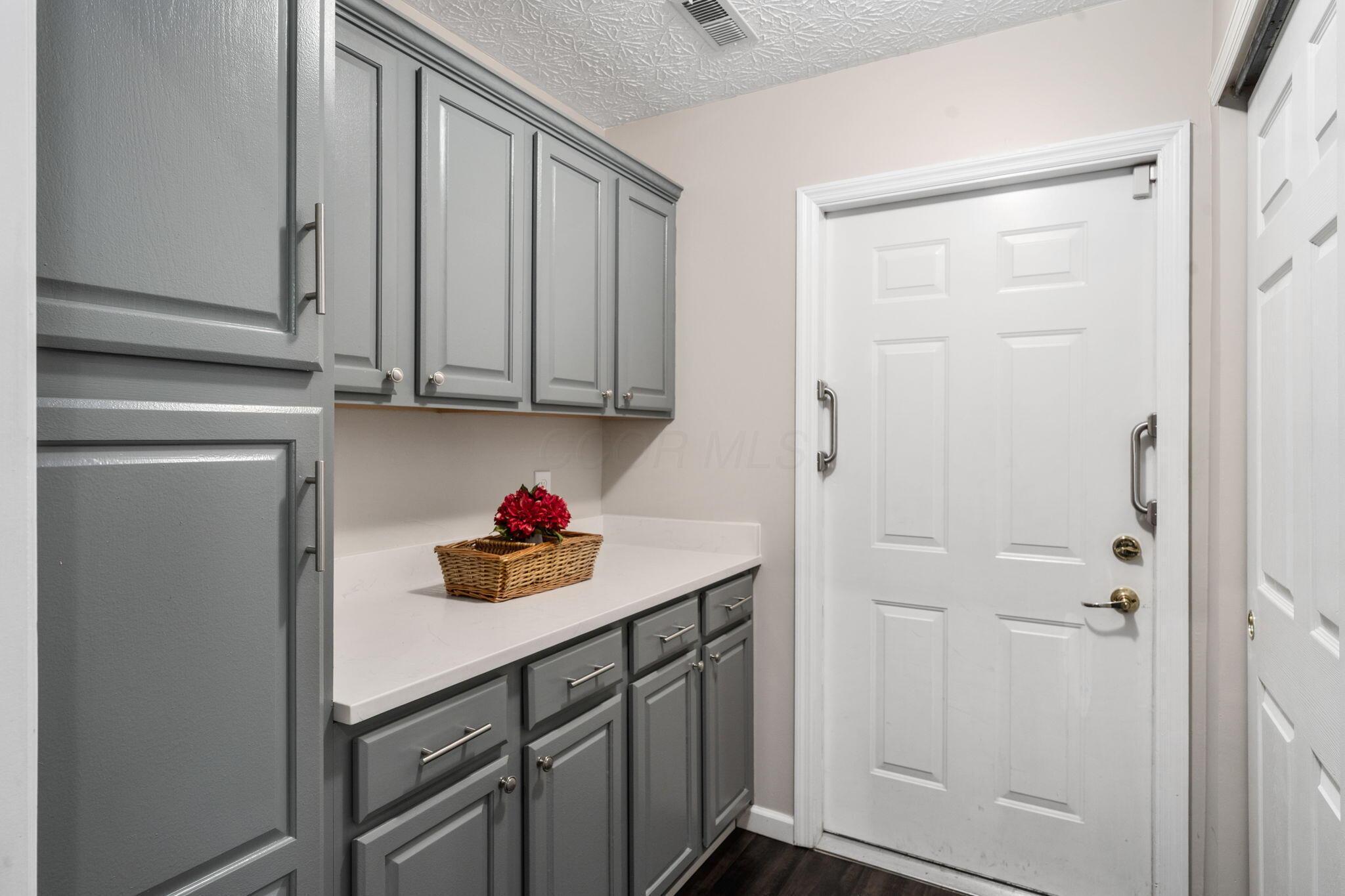 4592 Collingville Way, Columbus, Ohio image 40