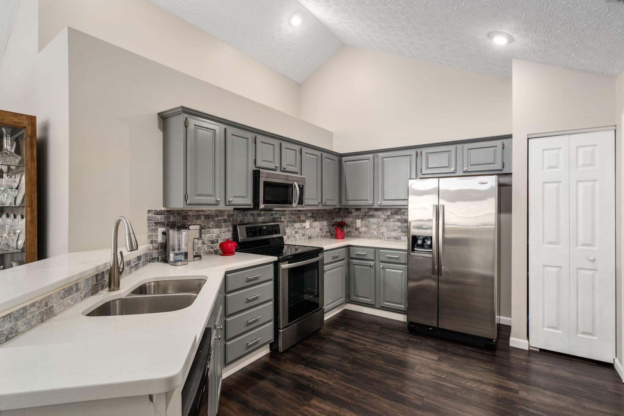4592 Collingville Way, Columbus, Ohio image 34