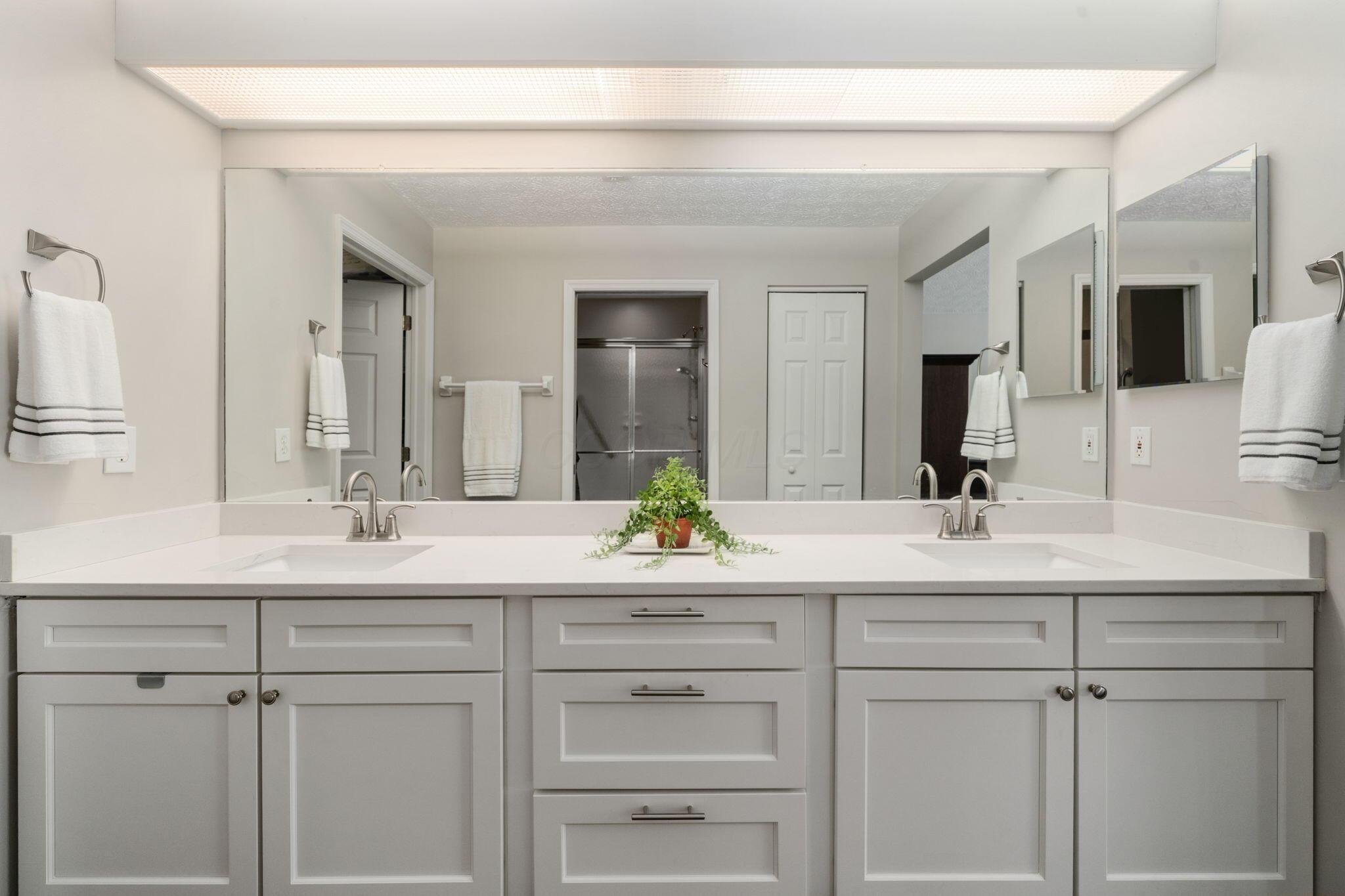 4592 Collingville Way, Columbus, Ohio image 17