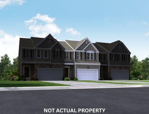 Photo of 3268 Calveylee Lane, Columbus, OH 43232 (MLS # 226012758)