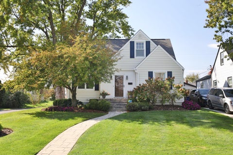 Photo of 487 Demorest Road, Columbus, OH 43204 (MLS # 226039029)