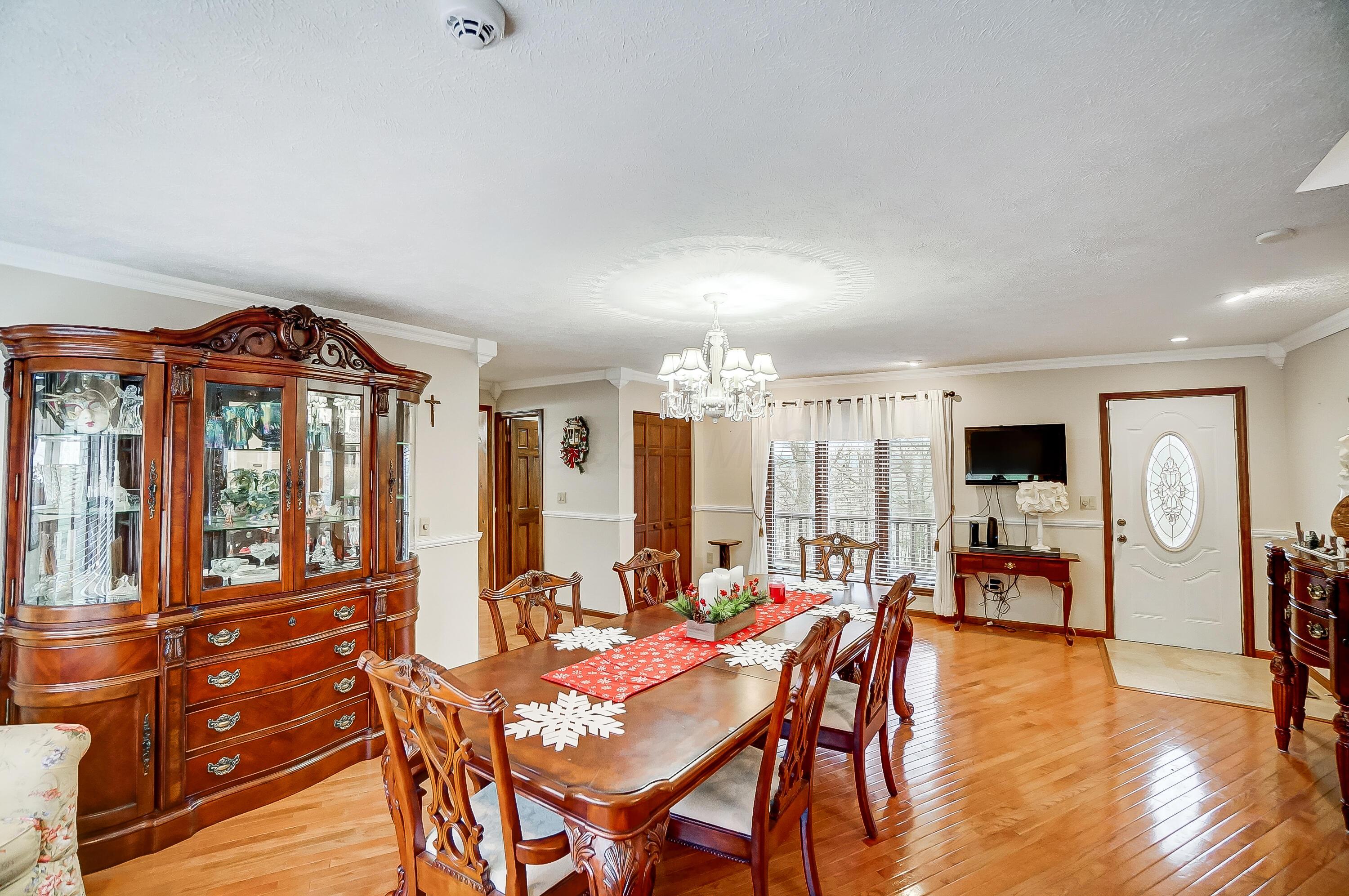 116 Forest Hills Boulevard, Waverly, Ohio image 13