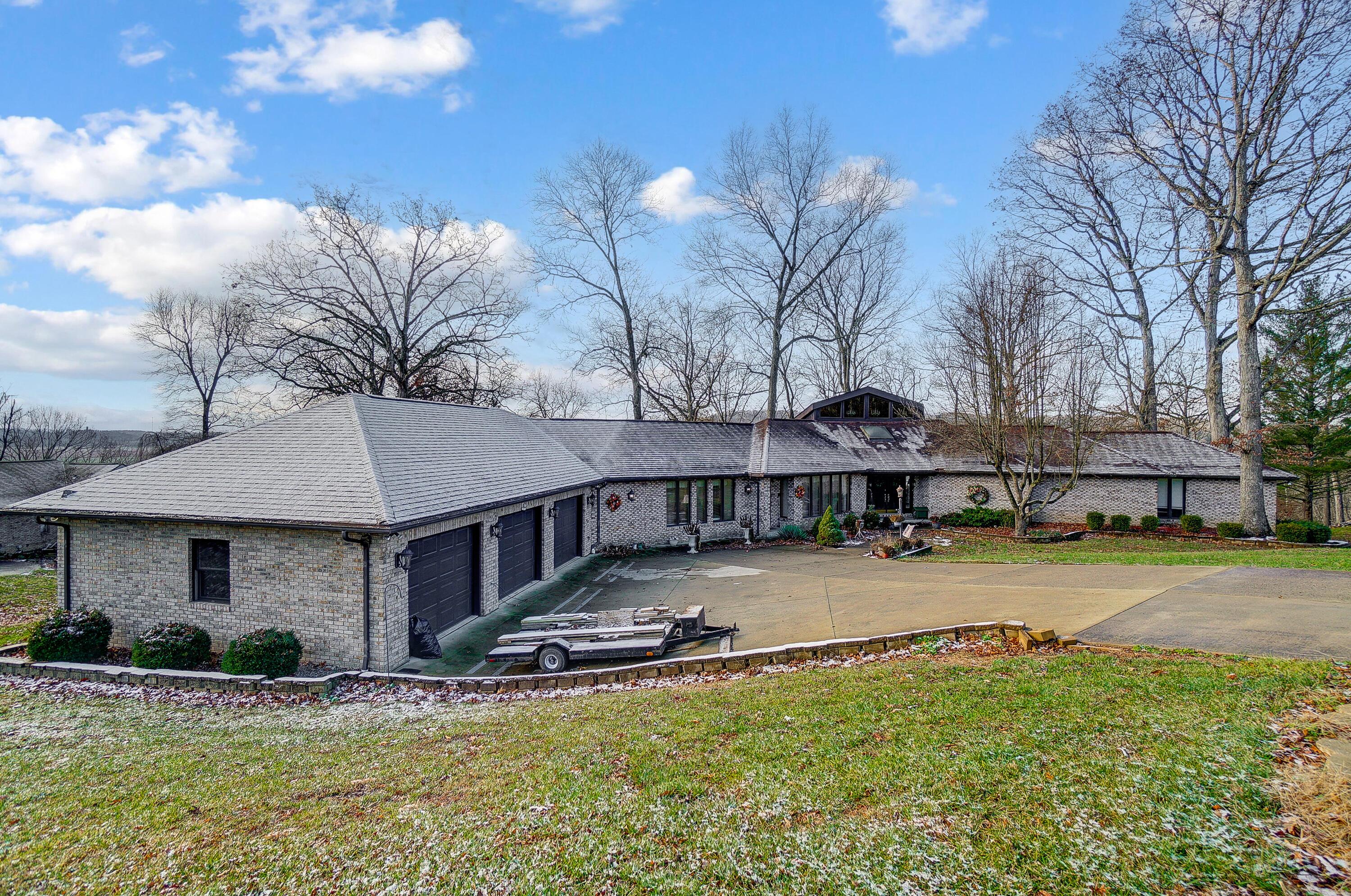 116 Forest Hills Boulevard, Waverly, Ohio image 4