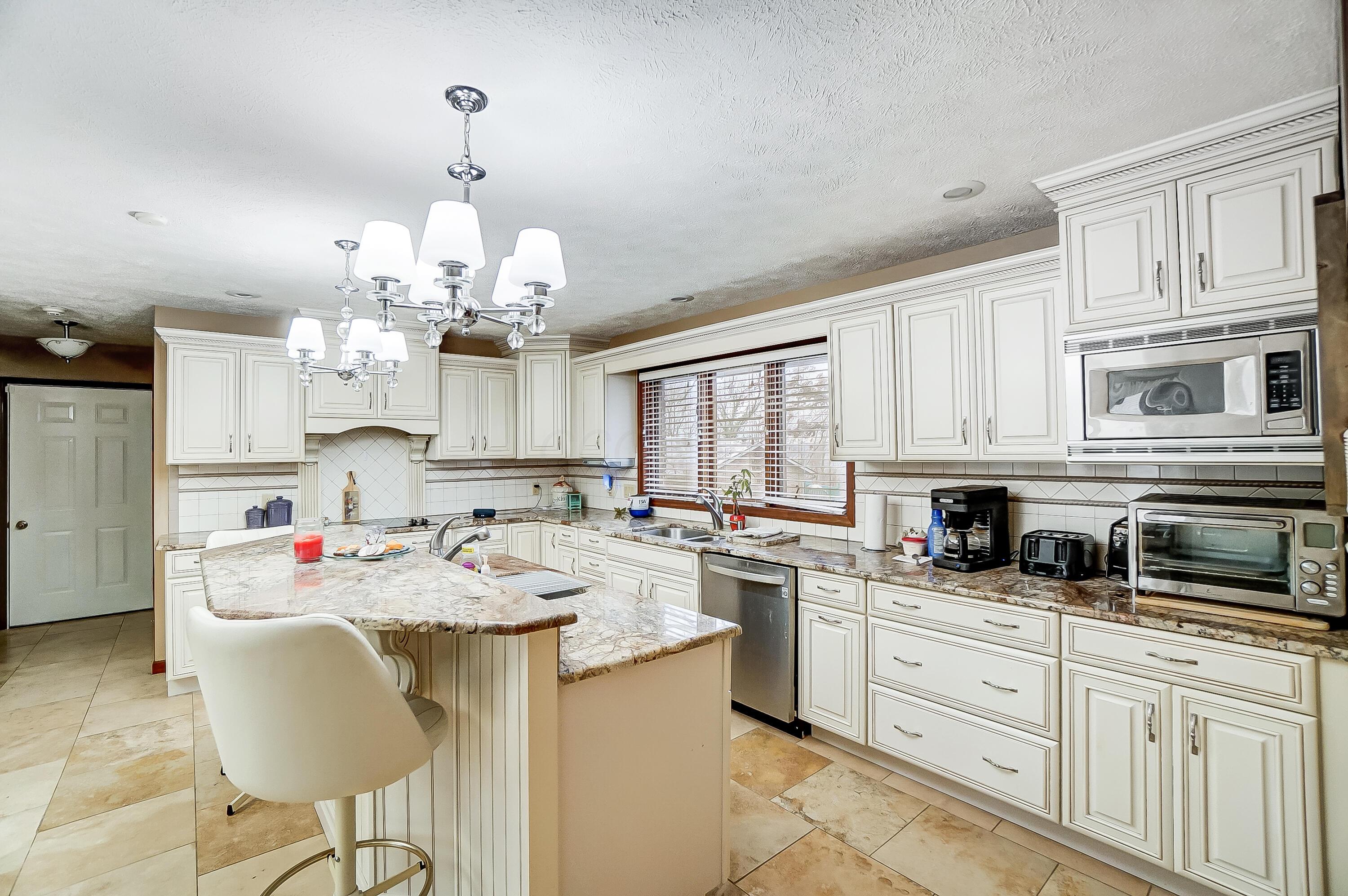 116 Forest Hills Boulevard, Waverly, Ohio image 18