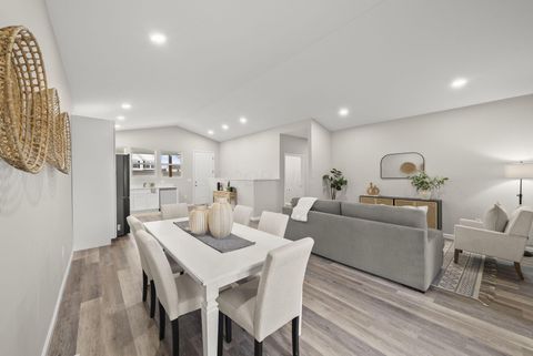 Tiny photo for 1597 Metcalfe Avenue, Obetz, OH 43207 (MLS # 226000740)