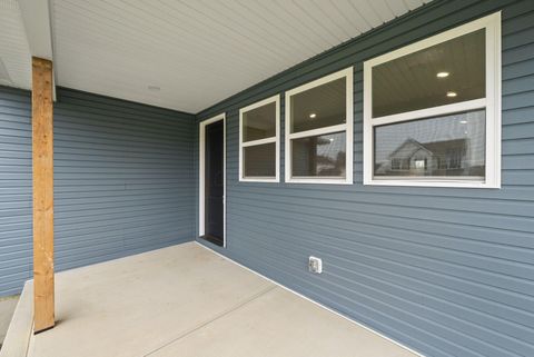 Tiny photo for 1597 Metcalfe Avenue, Obetz, OH 43207 (MLS # 226000740)