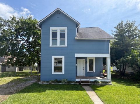 Photo of 65 W Harrison Street, Delaware, OH 43015 (MLS # 226018653)