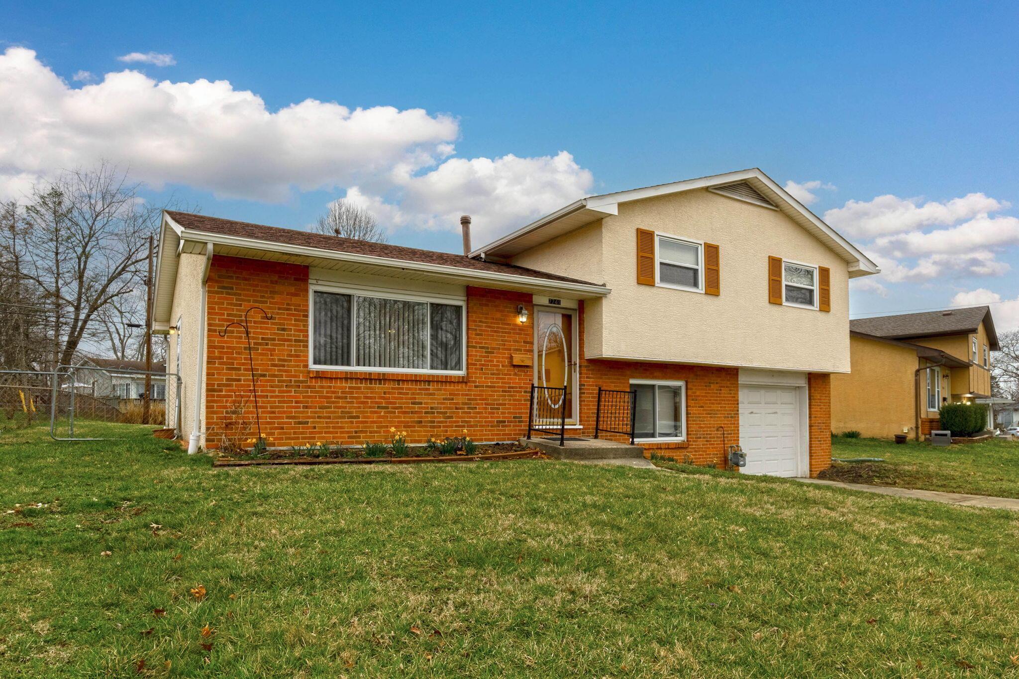 7741 Broadwyn Drive, Reynoldsburg, Ohio image 2