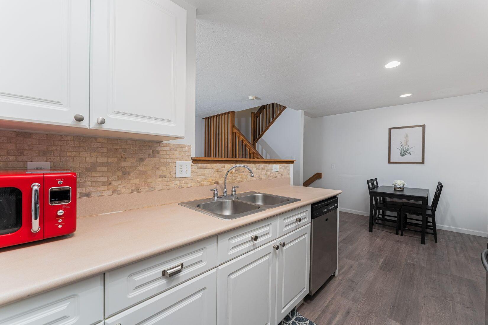 5989 Ferdinand Drive, New Albany, Ohio image 8