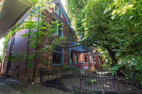 Photo of 1300 Neil Avenue, Columbus, OH 43201 (MLS # 226017081)