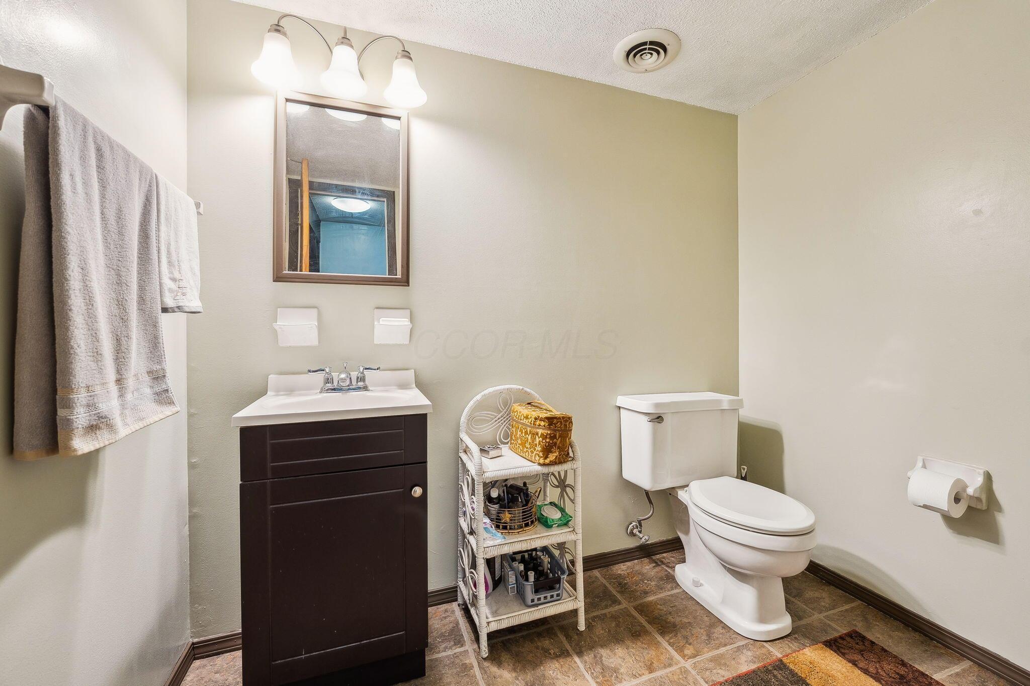 4750 Manitoba Court, Columbus, Ohio image 39