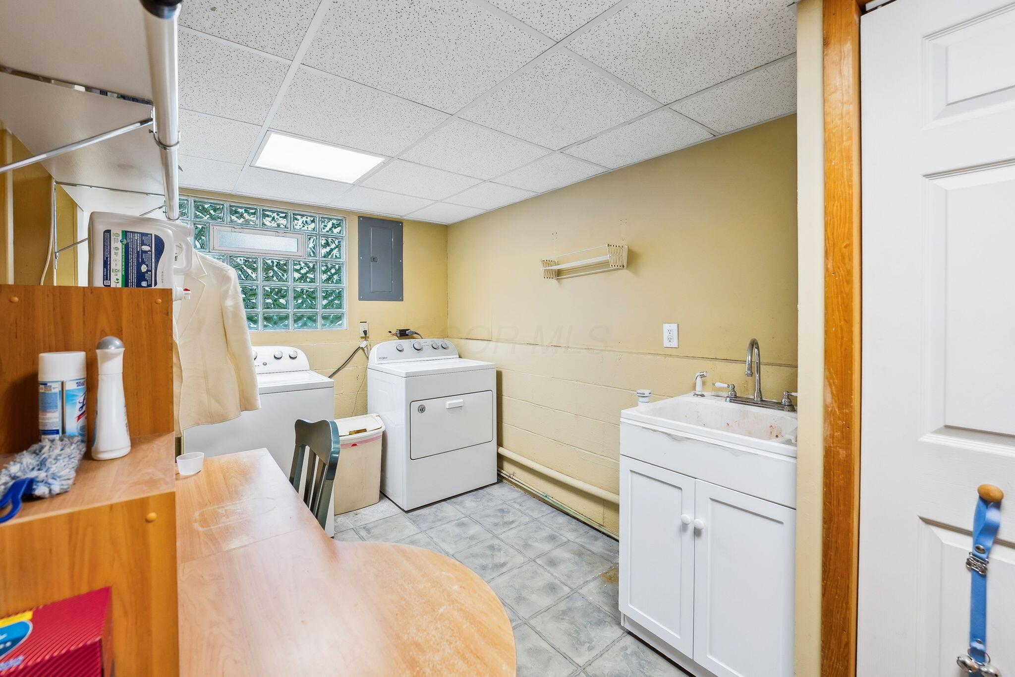 4750 Manitoba Court, Columbus, Ohio image 37