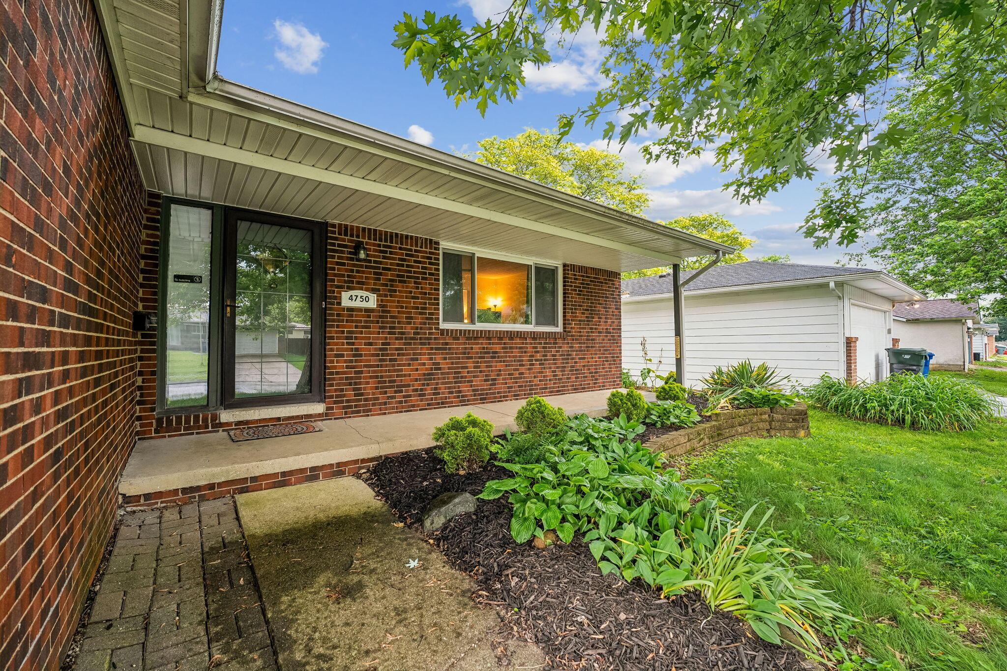 4750 Manitoba Court, Columbus, Ohio image 2