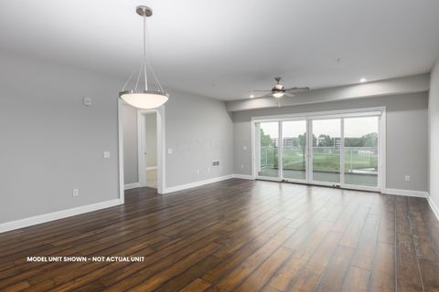 Tiny photo for 5177 HighPointe Lakes Drive 9202 #9202, Westerville, OH 43081 (MLS # 225018019)