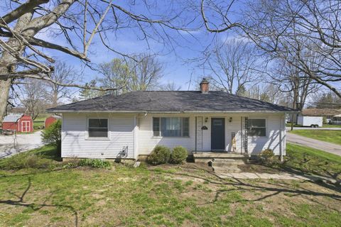 Photo of 200 Mill Road SW, Pataskala, OH 43062 (MLS # 226011540)