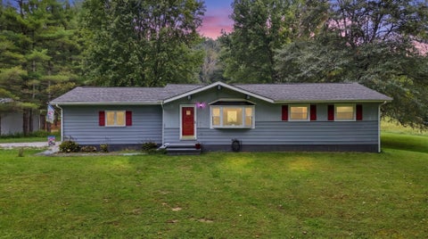 Photo of 2510 Pump Station Road SE, Sugar Grove, OH 43155 (MLS # 226035750)
