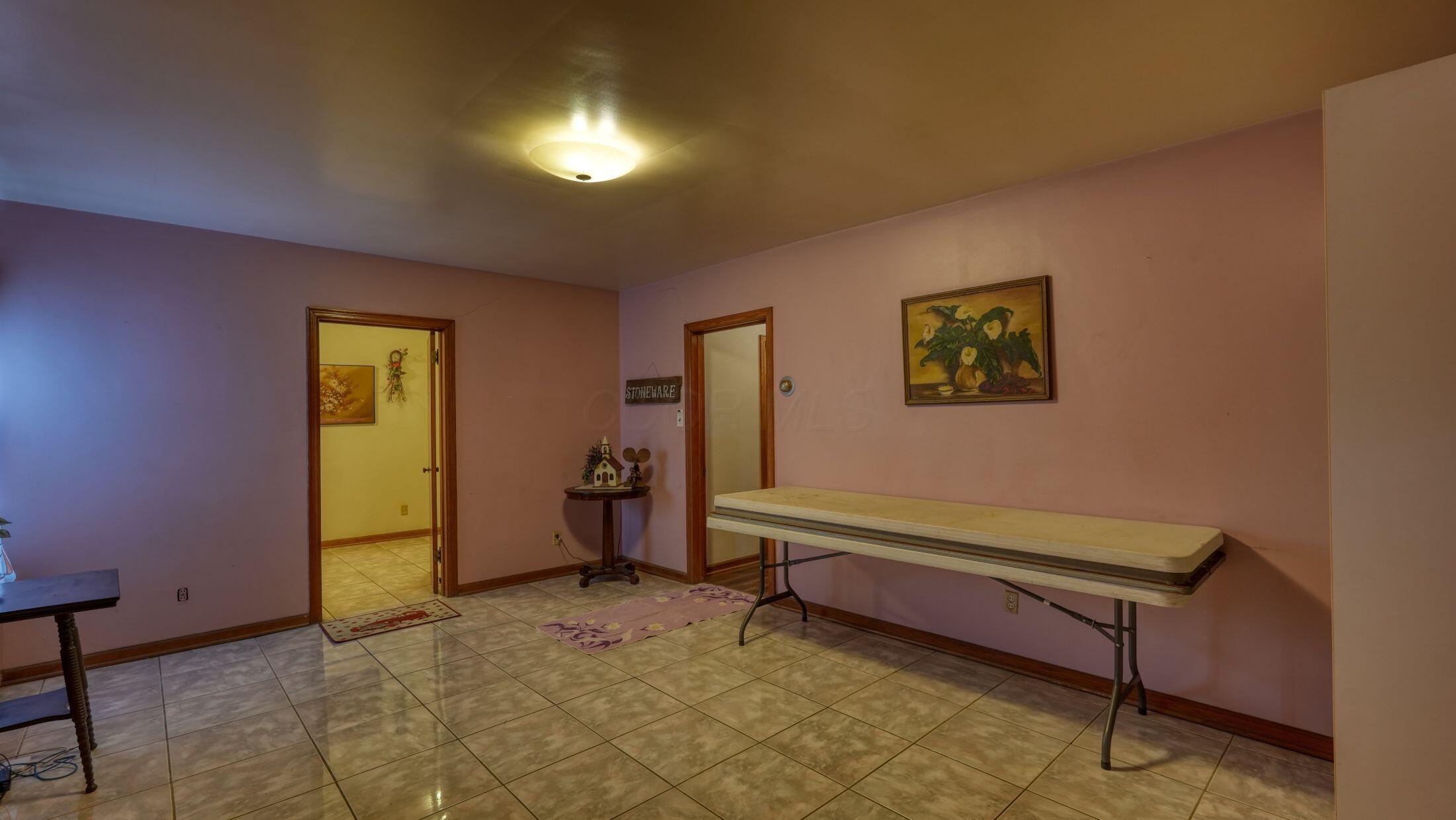 227 S 5th Street, Byesville, Ohio image 34