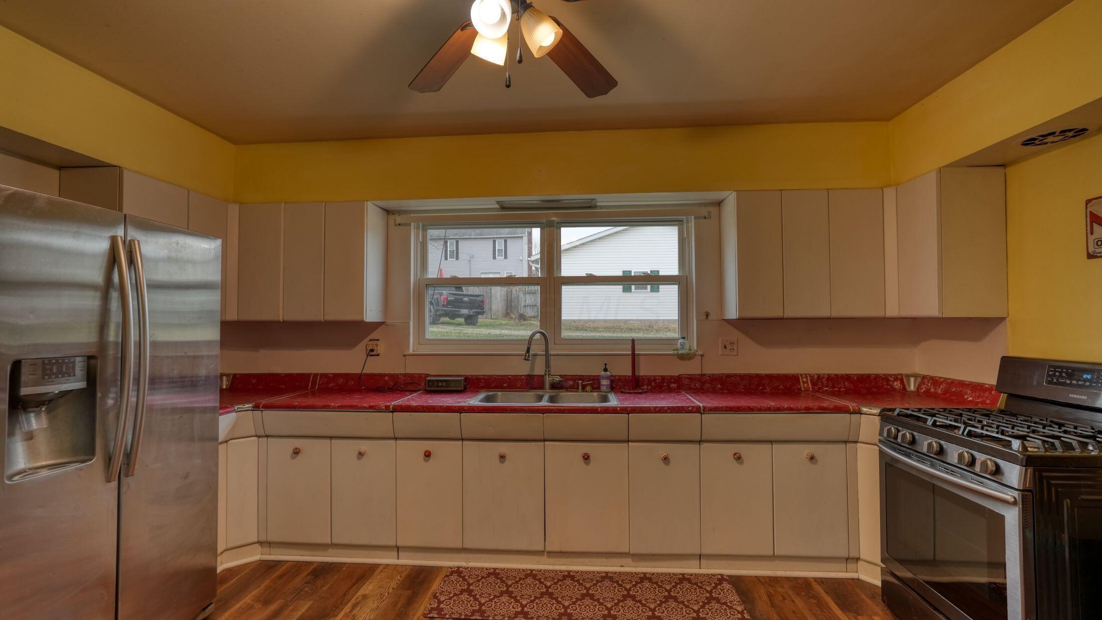 227 S 5th Street, Byesville, Ohio image 17