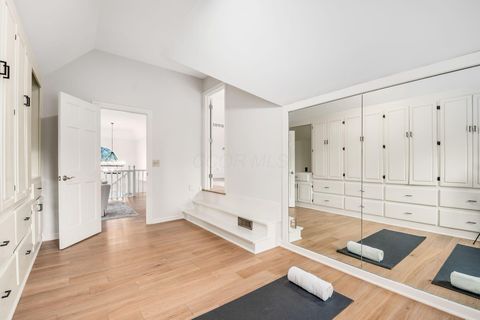 Tiny photo for 8500 Stonechat Loop, Dublin, OH 43017 (MLS # 225045243)