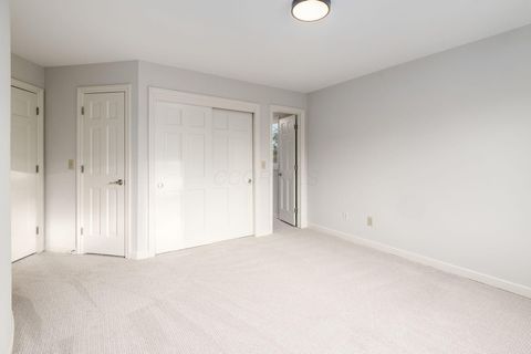 Tiny photo for 8500 Stonechat Loop, Dublin, OH 43017 (MLS # 225045243)