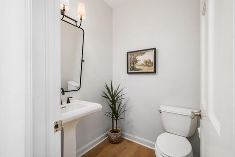 Tiny photo for 8500 Stonechat Loop, Dublin, OH 43017 (MLS # 225045243)