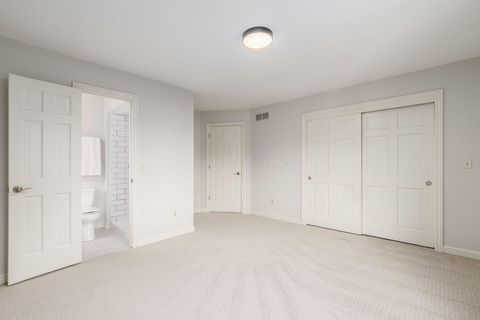 Tiny photo for 8500 Stonechat Loop, Dublin, OH 43017 (MLS # 225045243)