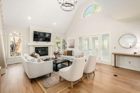 Tiny photo for 8500 Stonechat Loop, Dublin, OH 43017 (MLS # 225045243)