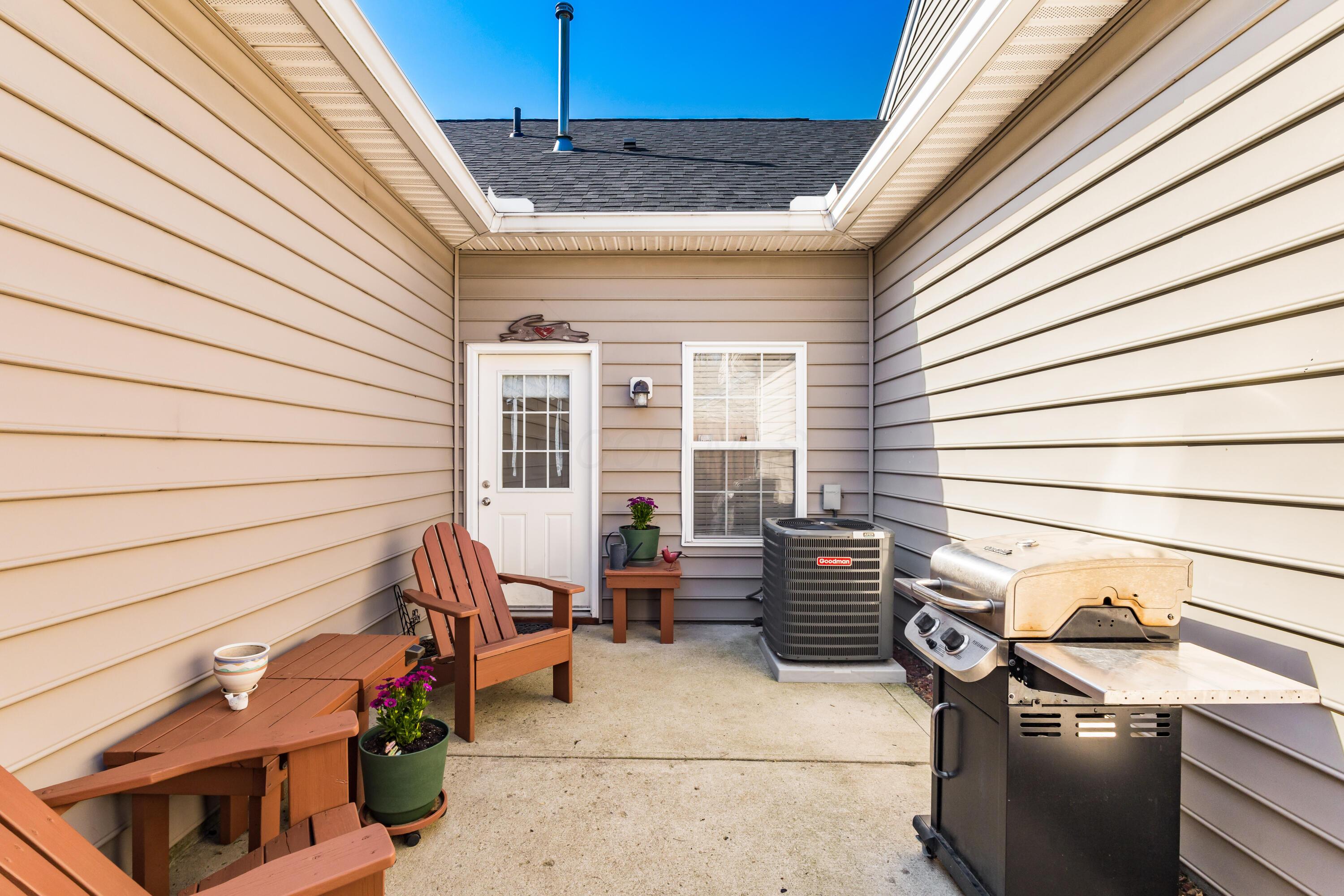 357 Piney Creek Drive, Blacklick, Ohio image 27